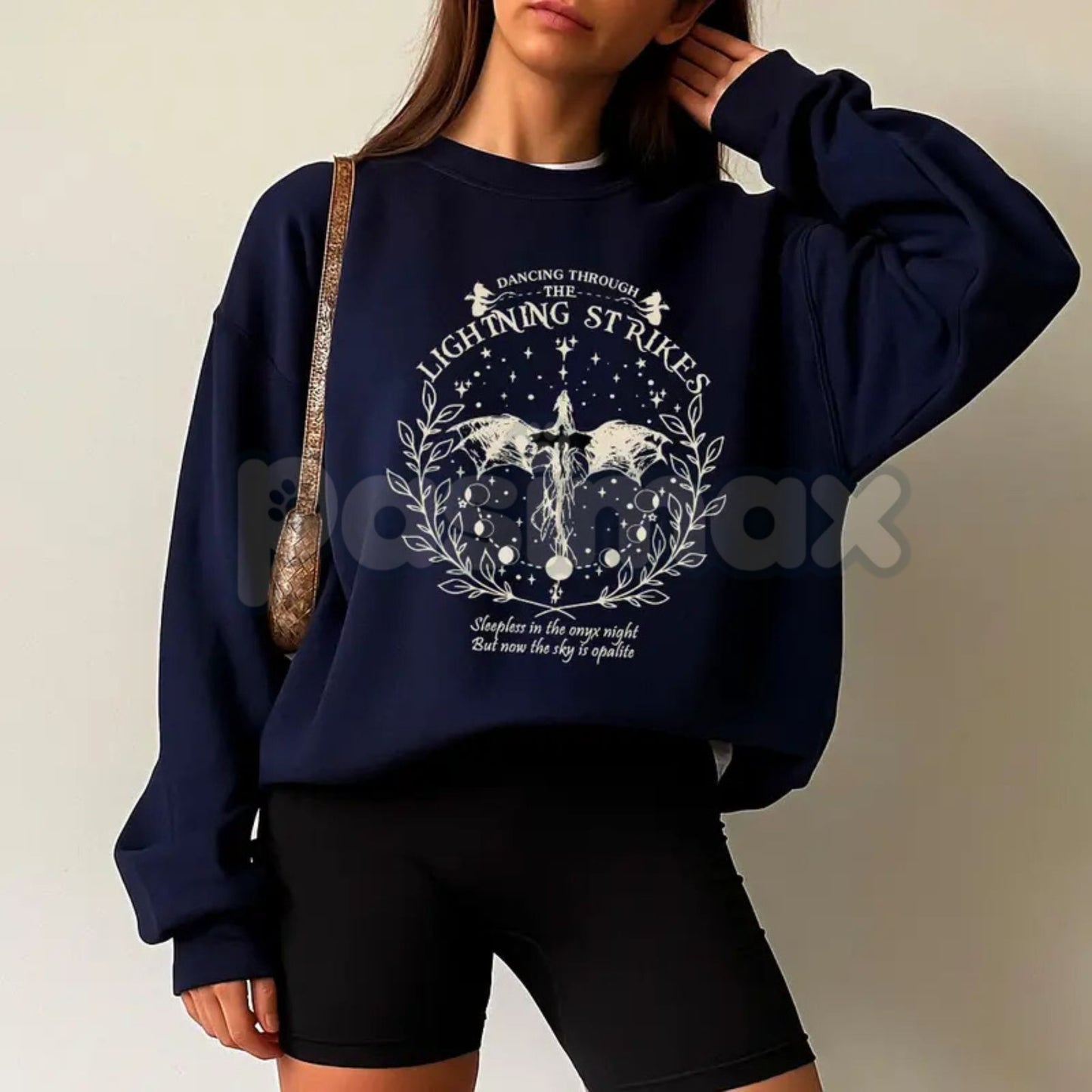 Onyx Storm Sweatshirt | Dancing Through The Lightning Strike Shirt | Fourth Wing Sequel Booktok Jumper | Dragon Rider Fantasy Gift