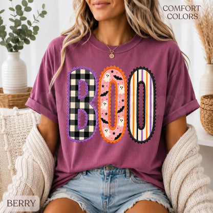 Comfort Colors® Preppy Boo Halloween T-Shirt – Gingham Ghost Graphic Tee, Cute Spooky Season Unisex Top & Fall Gift For Her