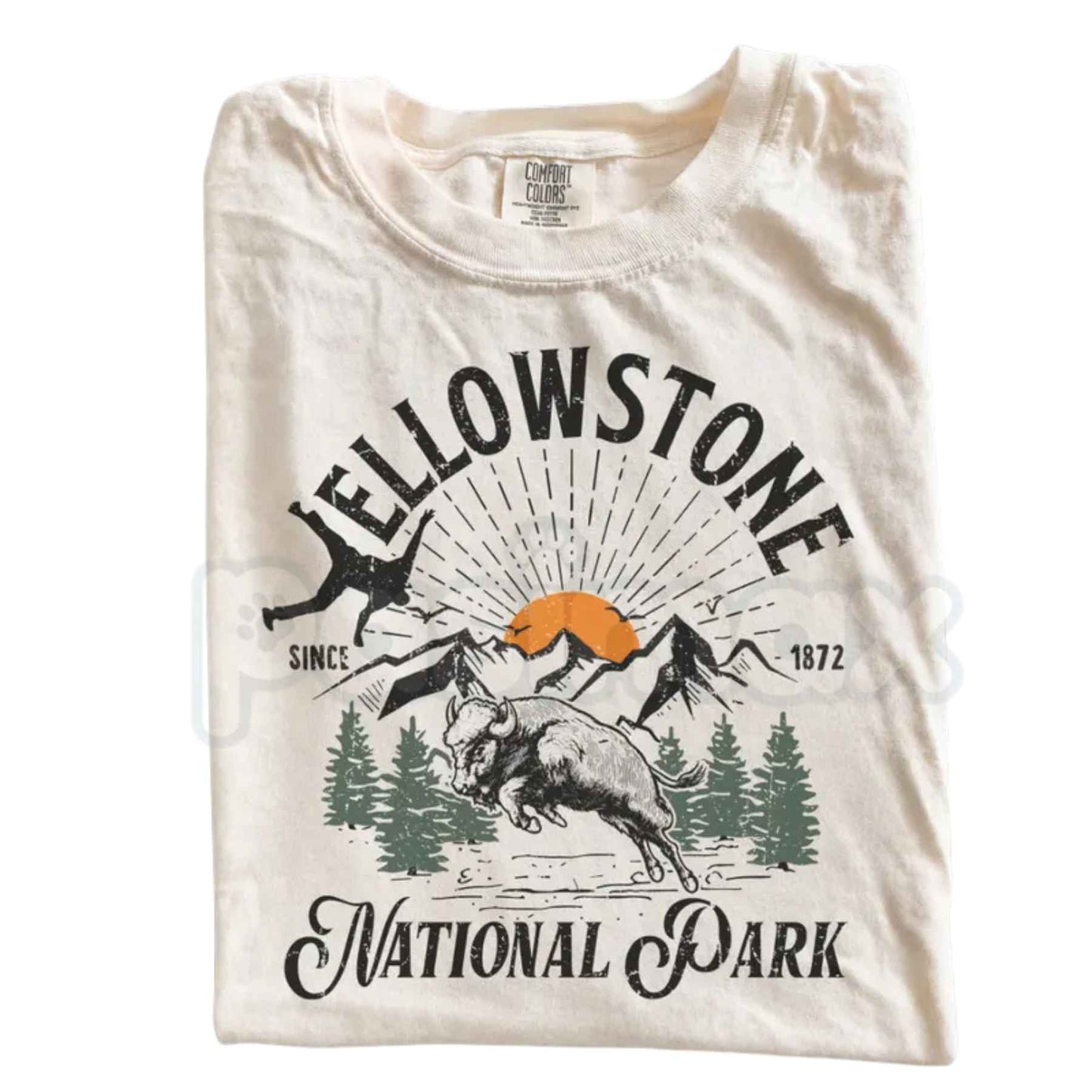 Comfort Colors® Bison Yellowstone National Park T-Shirt – Family Vacation Trip Matching Camp Graphic Tee, Retro Wildlife Wanderlust Unisex Top
