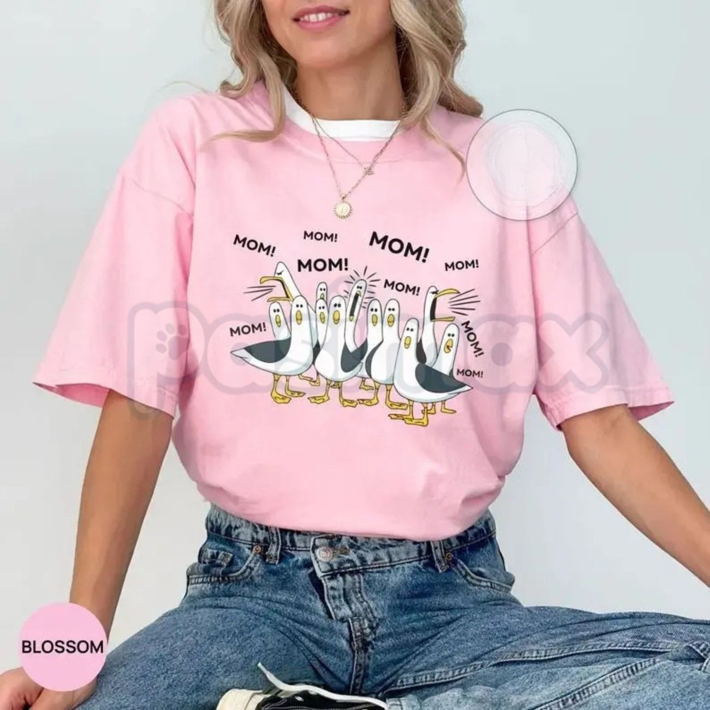 Comfort Colors® "Seagull Mom" T-Shirt – Funny Mom Mom Mom Graphic Tee, Sarcastic Mother's Day Gift, Aesthetic Chaotic Motherhood Shirt