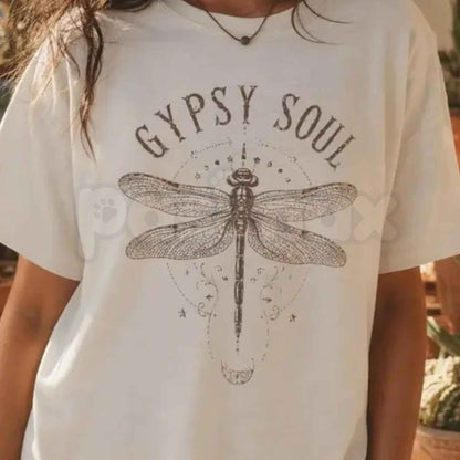 Boho Dragonfly Shirt Women Gypsy Soul Graphic Tee – Whimsical Botanical Meadow T-Shirt, Cottagecore Wanderlust Aesthetic Unisex Floral Top