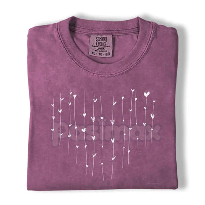 Comfort Colors® Minimalist Floating Heart T-Shirt – Simple Hand-Drawn Valentine Tee, Aesthetic Tiny Heart Graphic Shirt, Dainty Romantic Everyday Top