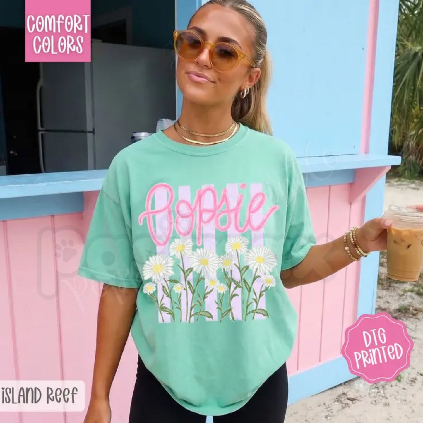 Comfort Colors® Oopsie Daisy T-Shirt – Trendy Women's Summer Graphic Tee, Aesthetic Floral Crop Style Top, Funny Retro Daisy Shirt