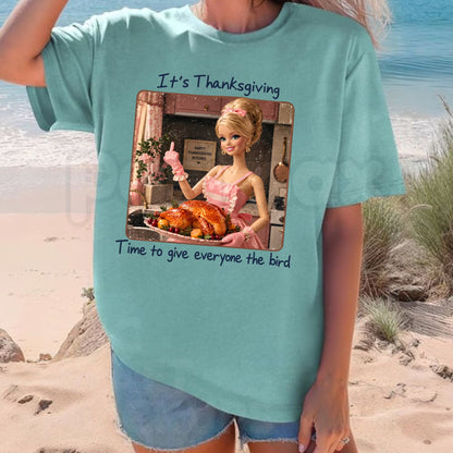 Comfort Colors® Funny Thanksgiving Doll Face T-Shirt – Retro Sarcastic Holiday Graphic Tee, Quirky Turkey Day Unisex Top & Gift