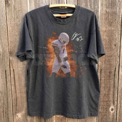 Colin Simmons Grotesque Sack Celly T-Shirt – College Football Defense Unisex Tee