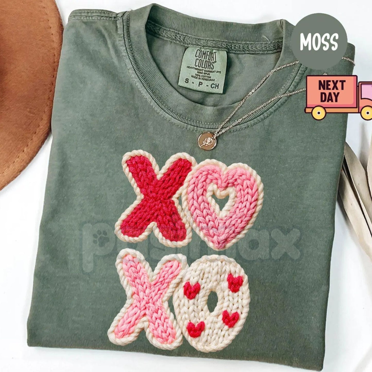 Comfort Colors® Vintage Coquette Heart Bow T-Shirt – Retro XOXO Valentine's Day Tee, Girly Ribbon Aesthetic Shirt, Trendy Soft Girl V-Day Top