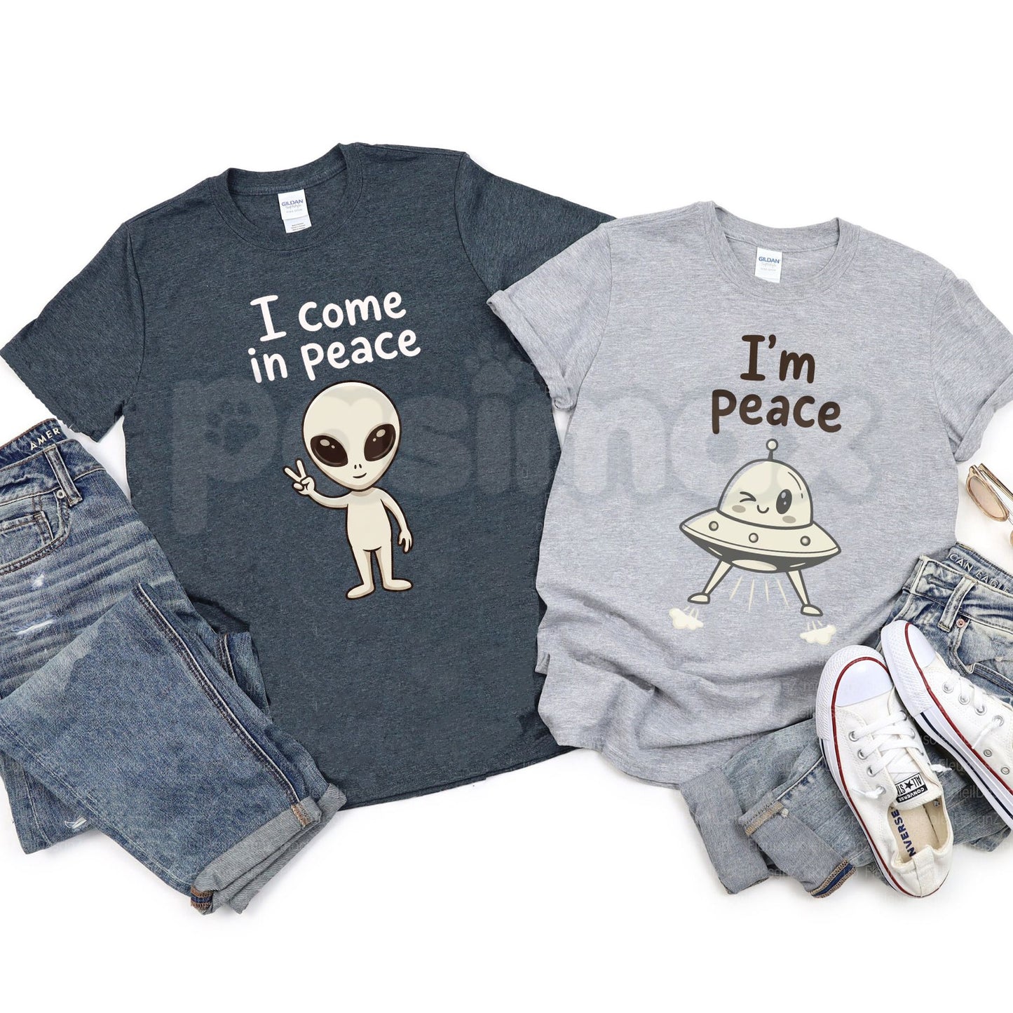 Funny "I Come In Peace / I'm Peace" Couple T-Shirt – Matching Romantic Partner Sarcastic Novelty Quote Graphic Tee
