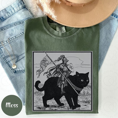 Funny Medieval Knight Cat Rider T-Shirt – Renaissance Fair Meme Tee, Fantasy Cat Lover Shirt, Funny Knight Graphic Tee, Unisex Gag Gift