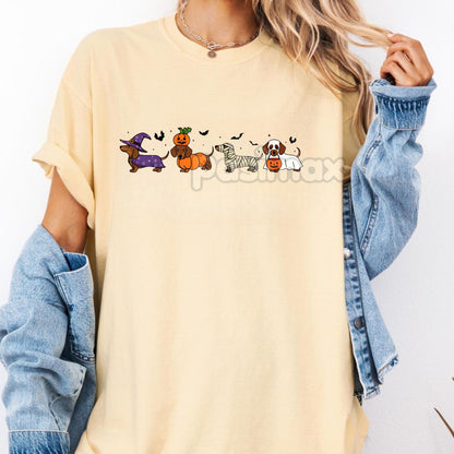 Retro Dachshund Ghost Shirt – Comfort Colors® Halloween Dog Owner Tee, Vintage Spooky Wiener Dog Apparel, Dog Mama Gift