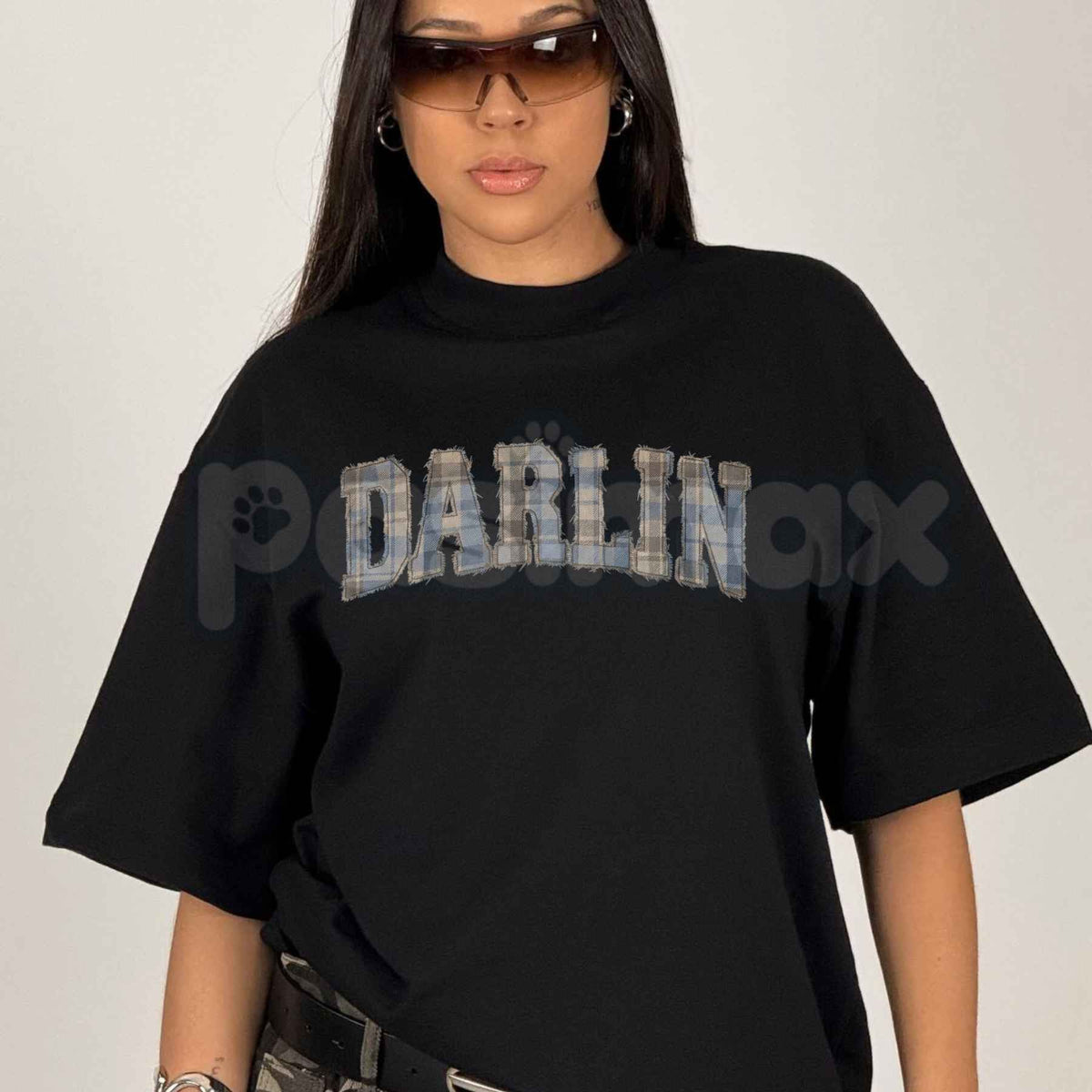 Plaid Darlin Graphic T-Shirt – Country Western Southern Style Unisex Tee
