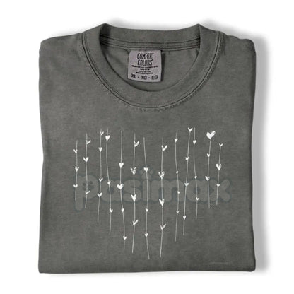 Comfort Colors® Minimalist Floating Heart T-Shirt – Simple Hand-Drawn Valentine Tee, Aesthetic Tiny Heart Graphic Shirt, Dainty Romantic Everyday Top
