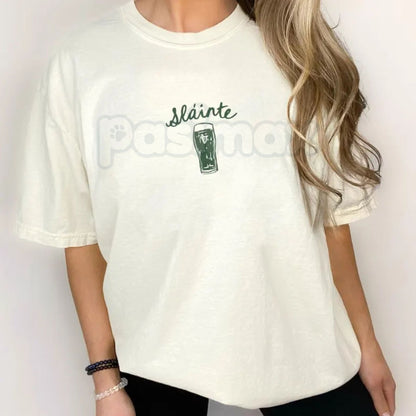 Sláinte Guinness Irish Beer T-Shirt - Classic St. Patrick's Day Stout Graphic Tee, Premium 100% Cotton Gaelic Toast Shirt, Official Style Guinness Fan Apparel, Authentic Irish Pub Culture Top, Vintage Beverage Logo Inspired Tee