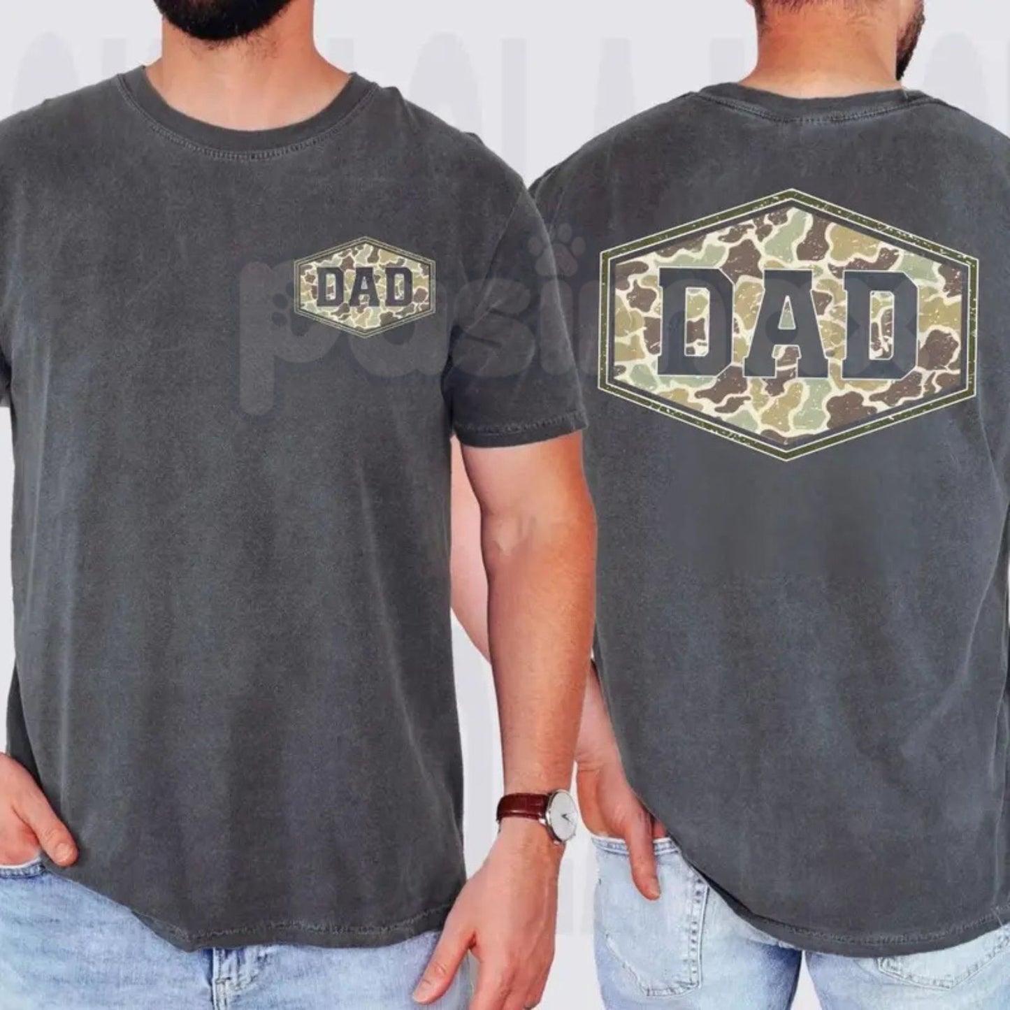 Comfort Colors® Vintage Duck Camo Dad T-Shirt – Retro Varsity Father's Day Gift Tee, Aesthetic Camouflage Outdoor Dad Unisex Shirt, Cool New Dad Gift