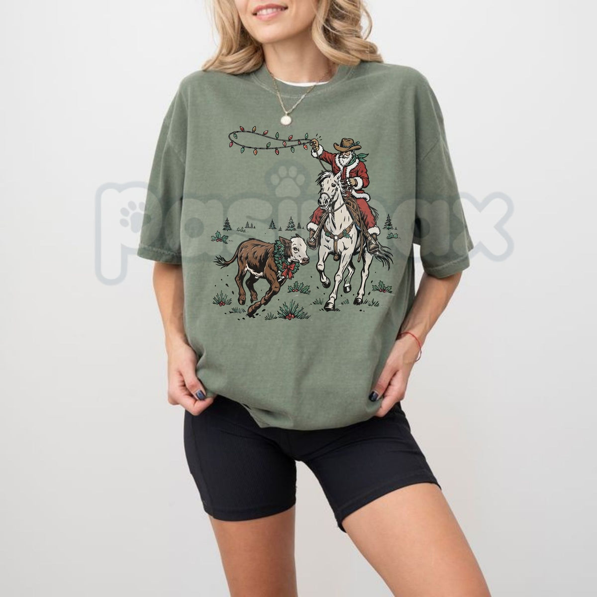 Comfort Colors® Cowboy Santa T-Shirt – Western Christmas Horseback Graphic Tee, Festive Lasso & Lights Vintage Holiday Unisex Top & Gift