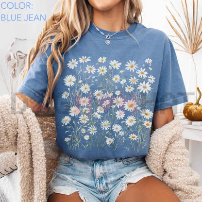 Comfort Colors® Daisy Wildflowers T-Shirt – Botanical Floral Graphic Tee, Retro Cottagecore Aesthetic Nature Unisex Top