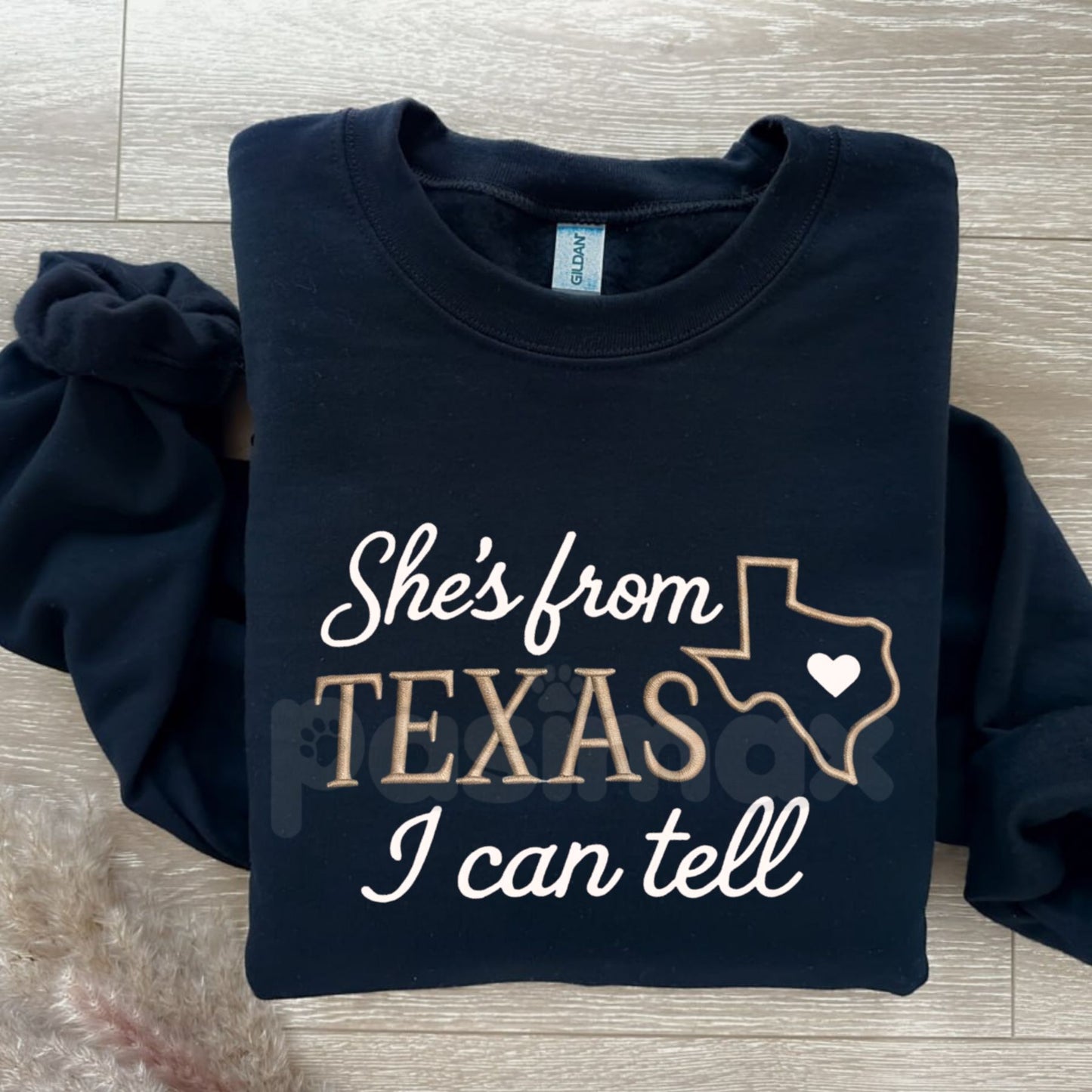 "She's from Texas" Embroidered Sweatshirt – Texas Outline & Heart Design Crewneck