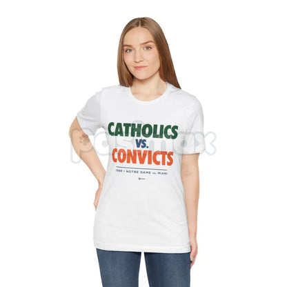 "Catholics vs Convicts" T-Shirt - Notre Dame vs Miami 1988 Rivalry Tee, Vintage College Football History Apparel, Unisex Retro Sports Gift
