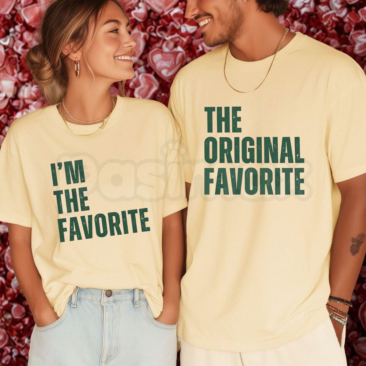 Comfort Colors® I'm The Favorite T-Shirt – Funny Family Sarcastic Graphic Tee, Matching Crew Unisex Top & Holiday Gift