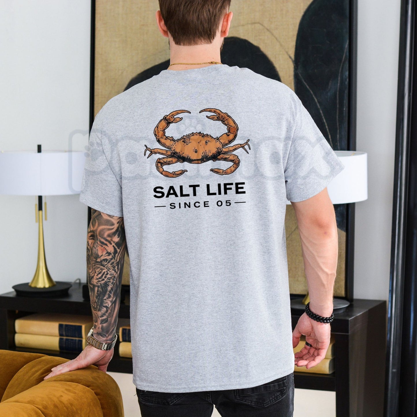 Coastal Vintage Crab T-Shirt – Retro Maritime Sketch Ocean Life Premium Graphic Tee