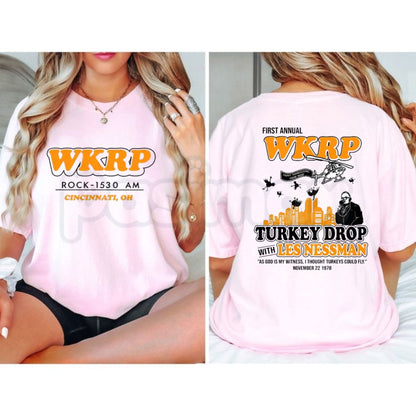 WKRP Turkey Drop T-Shirt – Les Nessman As God Is My Witness Thanksgiving Graphic Tee