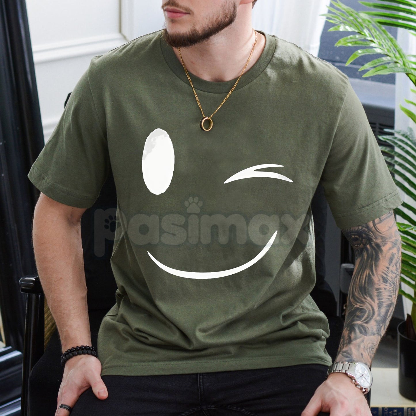 Classic Smile Face T-Shirt - Happy Face Graphic Streetwear Tee, Retro 70s Icon Premium Cotton Shirt, Unisex Heavyweight Positive Vibes Top, Modern Minimalist Smiley Crewneck, Acid House Aesthetic Fashion