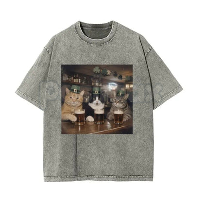 Unisex Cat Vintage Shamrock Washed T-Shirt – Funny Lucky Cat St. Patrick’s Day Graphic Tee