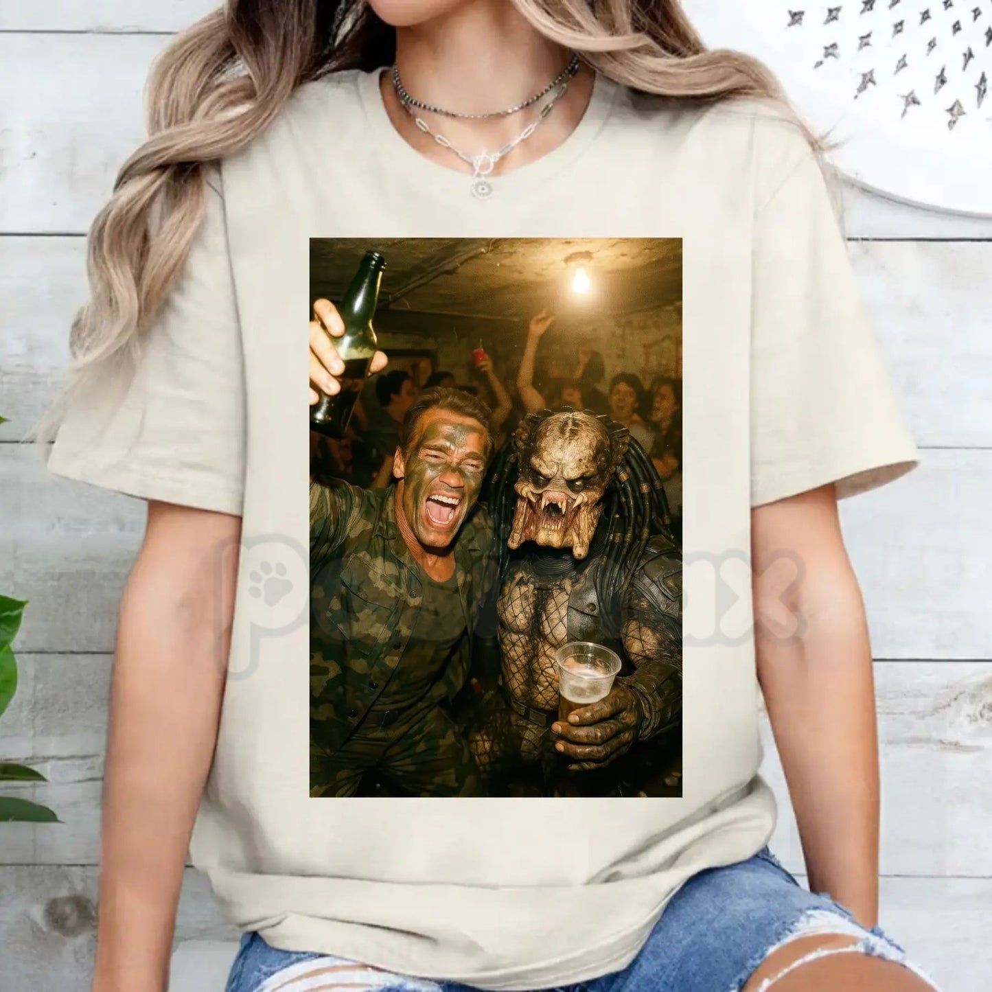 PREDATOR Printed Design Unisex T-Shirt - Iconic Sci-Fi Movie Graphic Tee, Classic 80s Action Film Apparel, Jungle Hunter Nostalgia Gift