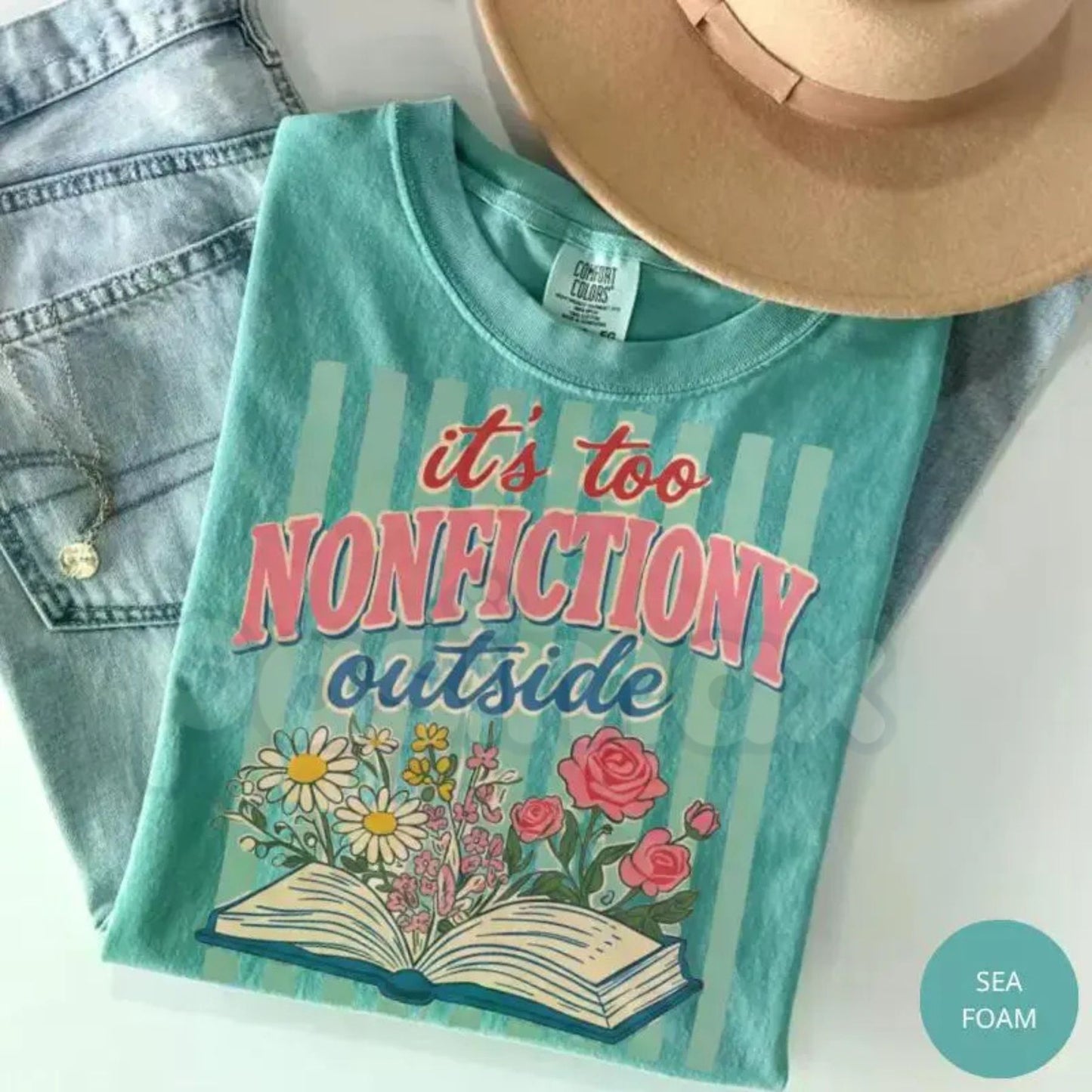 Comfort Colors® Booktrovert Floral T-Shirt – Funny Book Lover Graphic Tee, Aesthetic Fiction Reader Shirt, Vintage Botanical Bibliophile Gift