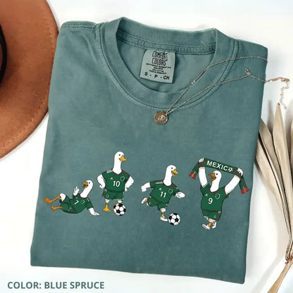 Comfort Colors® Funny Goose Mexico Soccer T-Shirt – Retro Mexico Football Fan Graphic Tee, Vintage Aesthetic Silly Honk Mascot Viva Mexico Sports Top