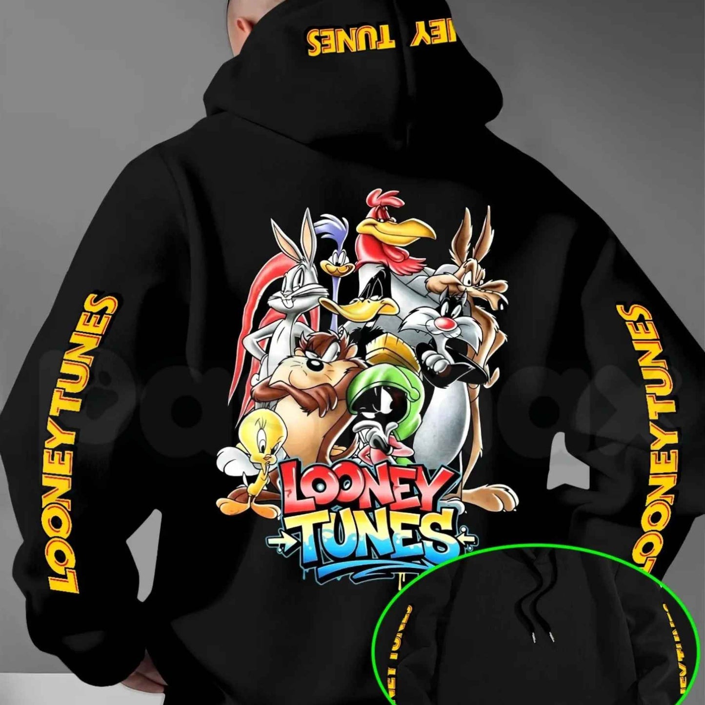 Looney Tunes Gradient Print Hoodie – Vintage Cartoon Character Pullover, Casual Retro Streetwear Sweatshirt, Nostalgic Animated Graphic