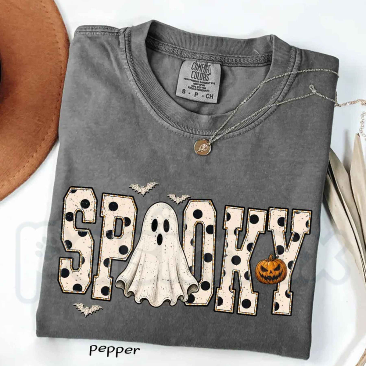 Comfort Colors® Retro Spooky Halloween Ghost T-Shirt – Preppy White Dots Spooky Season Graphic Tee, Cozy Fall Unisex Top & Gift