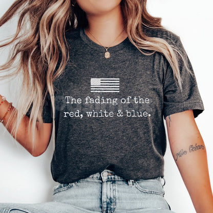 Comfort Colors® Unisex Streetwear Tee – Fading American Flag Graphic Shirt, Casual Vintage Red White Blue Style