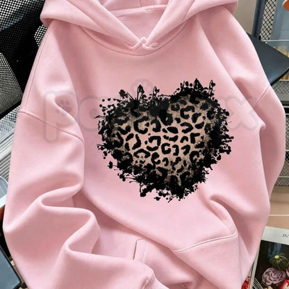 Women's Vintage Distressed Leopard Print Heart Pullover Hoodie – Trendy Retro Cheetah Graphic Sweatshirt, Y2K Alt Aesthetic Hoodie