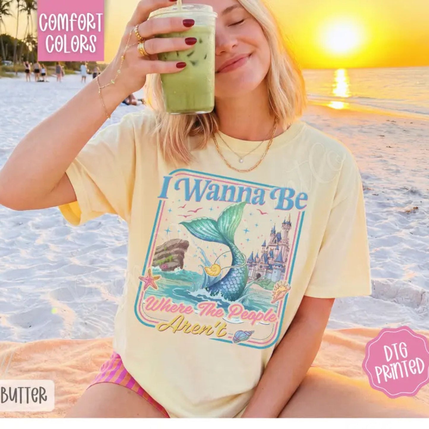 Comfort Colors® Mermaid Graphic T-Shirt – Trendy Women's Summer Crop Style Tee, Aesthetic Vintage Seashell Shirt, Retro Beach Vibes Summer Top