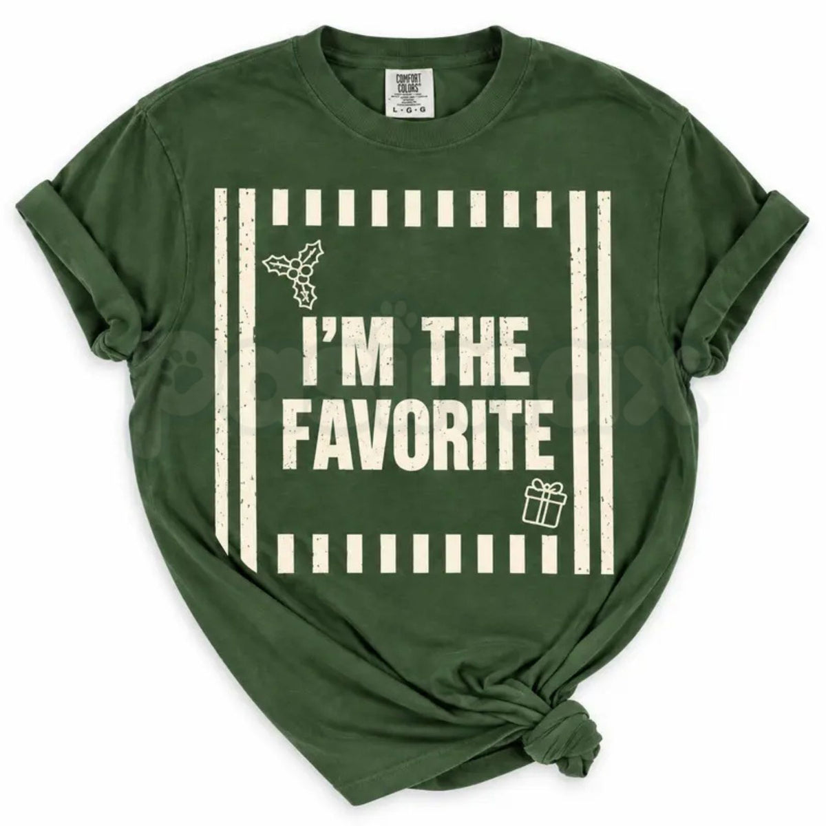 Comfort Colors® I'm The Favorite One Christmas T-Shirt – Custom Friends Matching Xmas Graphic Tee, Funny Holiday Squad Unisex Top & Gift