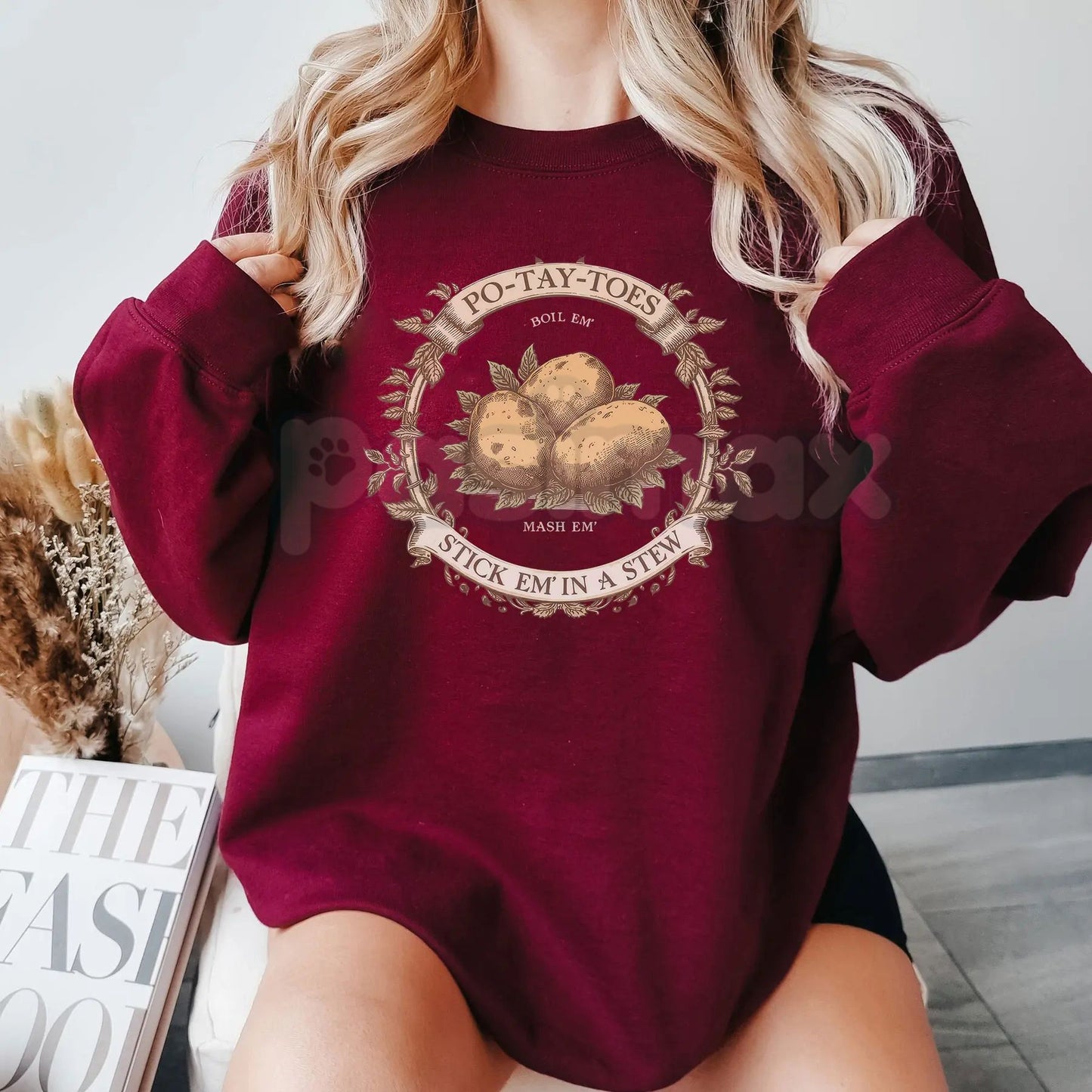 Not All Who Wander Are Lost Lord of the Rings Sweatshirt | Inspirational Tolkien Quote Graphic Tee | Fantasy Traveler Gift