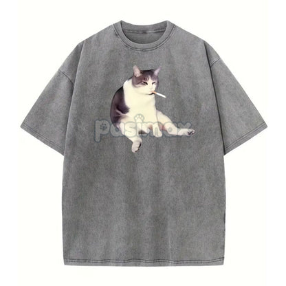 'Cat Smoke' Funny Animal Graphic Tee – Unisex Streetwear Cotton Comfort Shirt, Menswear Womenswear Cool Cat Tee