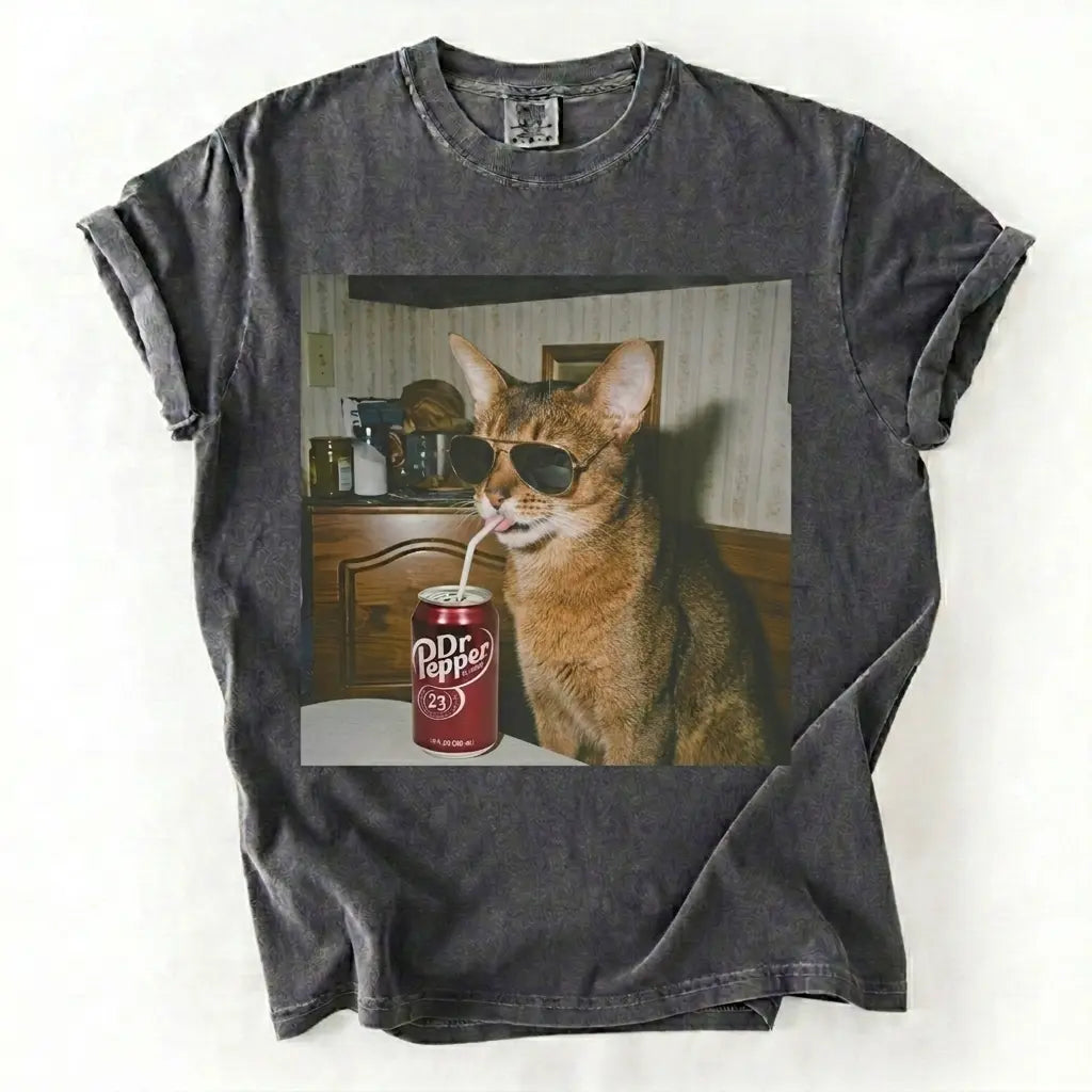 Comfort Colors® Vintage Cat Breeds Drinking Soda T-Shirt – Retro 90s Funny Edgy Cat Meme Graphic Tee, Aesthetic Quirky Animal Lover Unisex Top