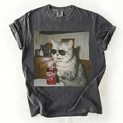Comfort Colors® Vintage Cat Breeds Drinking Soda T-Shirt – Retro 90s Funny Edgy Cat Meme Graphic Tee, Aesthetic Quirky Animal Lover Unisex Top