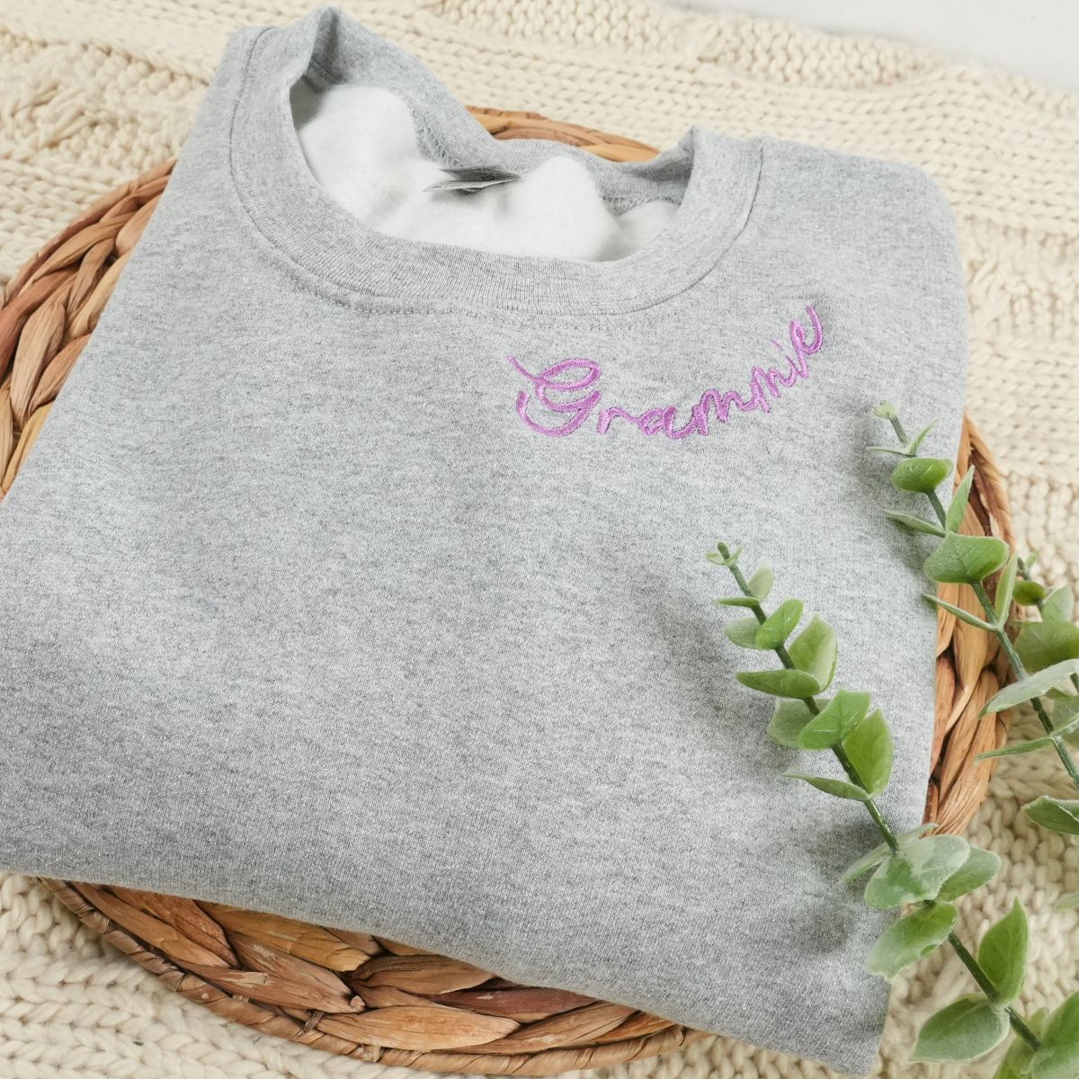Custom Embroidered Grammie Sweatshirt & Hoodie - Gift for Grandma