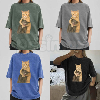 Cat Quarrel Moment T-Shirt – Retro Funny Feline Standoff Graphic Tee, Vintage Washed Lightweight Cotton Unisex Streetwear Top-Pasimax