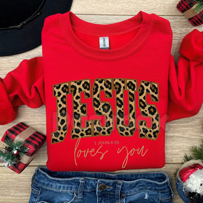 Christian Jesus Sweatshirt | Minimalist Jesus Name Crewneck | Aesthetic Faith Based Jumper | Religious Gospel Graphic Pullover | Modern Sunday Service Outfit-Pasimax