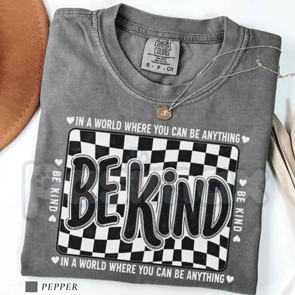 Comfort Colors® Checkered "Be Kind" T-Shirt – Retro Motivational Teacher Graphic Tee, Positive Affirmation Unisex Top-Pasimax