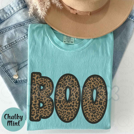 Comfort Colors® "Cheetah Boo" T-Shirt – Retro Spooky Season Graphic Tee, Chic Animal Print Halloween Aesthetic Unisex Top-Pasimax