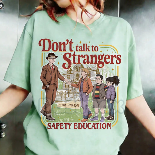 Comfort Colors® 'Don't Talk To Strangers' T-Shirt – Funny Retro Sarcastic Tee, Vintage True Crime Aesthetic Shirt, Humorous Introvert Gift-Pasimax