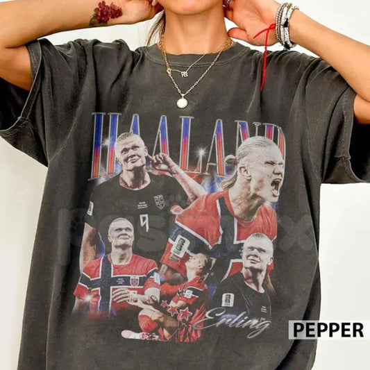 Comfort Colors® Erling "The Viking" Soccer Y2K Graphic T-Shirt – Retro Norway Aesthetic Futbol Tribute Tee, Funny 2000s Style Unisex Top-Pasimax