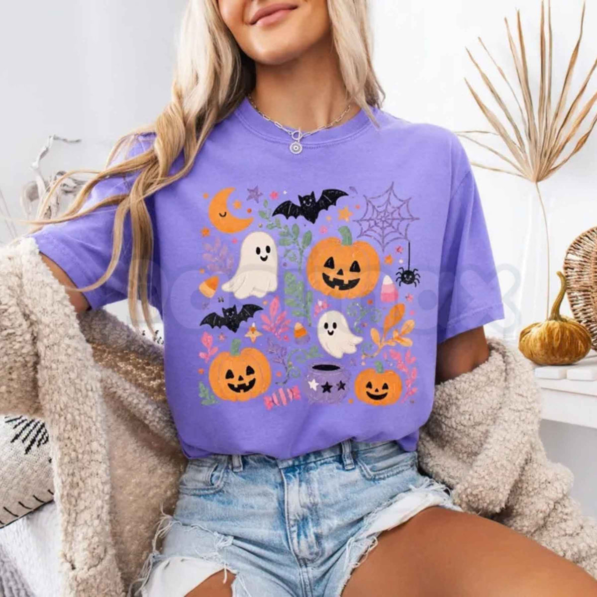 Comfort Colors® Floral Halloween T-Shirt – Spooky Season Graphic Tee, Preppy Fall Floral Pumpkin Unisex Top & Gift-Pasimax