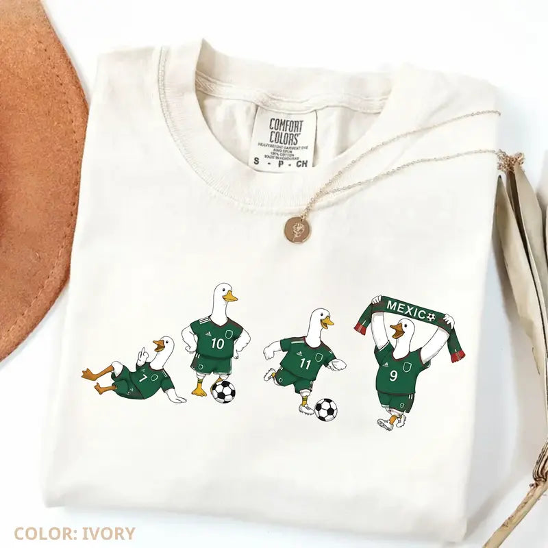 Comfort Colors® Funny Goose Mexico Soccer T-Shirt – Retro Mexico Football Fan Graphic Tee, Vintage Aesthetic Silly Honk Mascot Viva Mexico Sports Top-Pasimax
