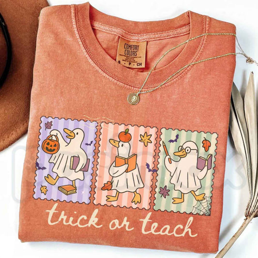 Comfort Colors® Funny Teacher Goose Halloween T-Shirt – Retro Cute Ghost Elementary Educator Graphic Tee, Spooky Season Unisex Top-Pasimax