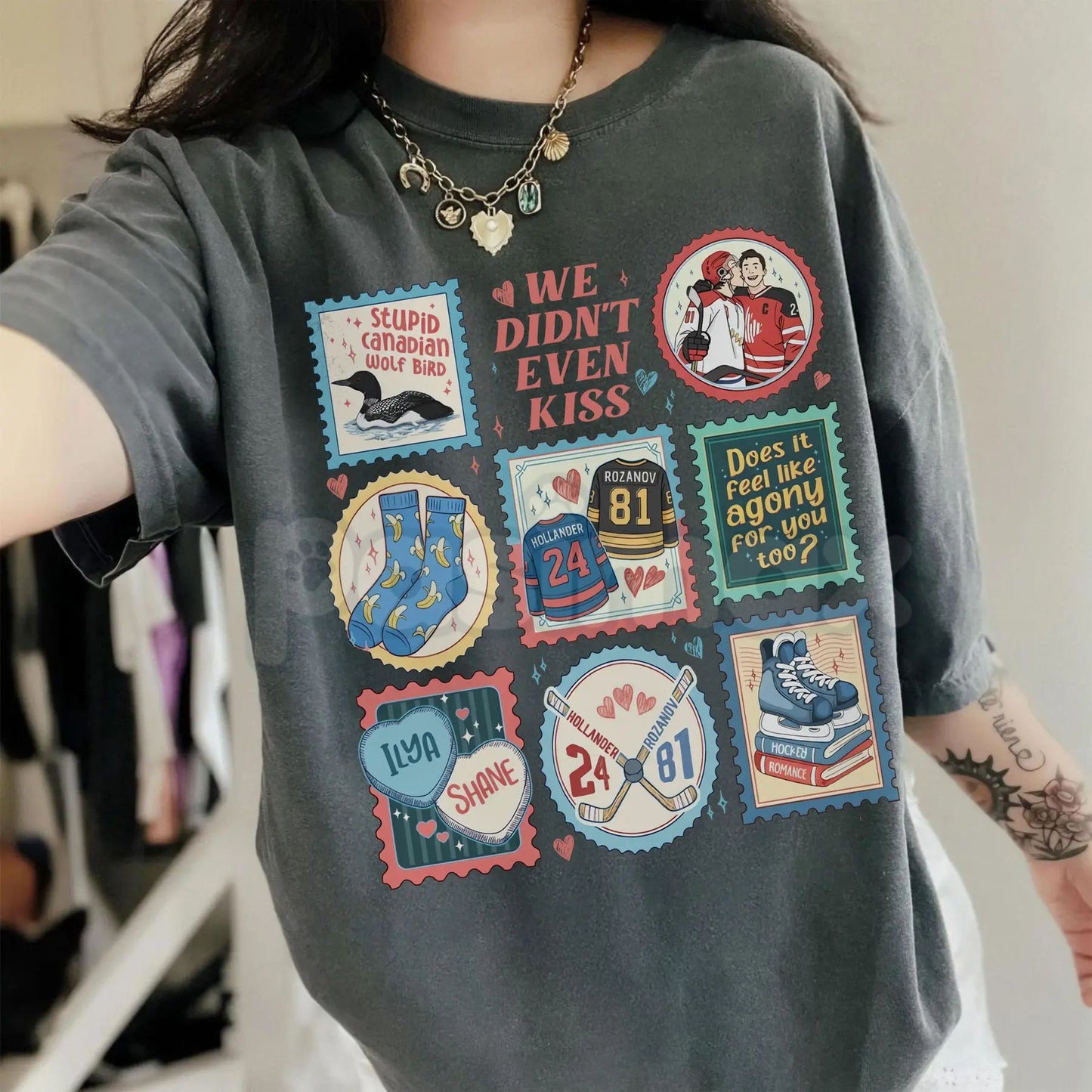 Comfort Colors® Heated Rivalry "Heated" T-Shirt – Connor & Ilya Hockey Romance Fan Tee, Shane Rozanov Rivals to Lovers Shirt, Aesthetic MM Bookish Top-Pasimax